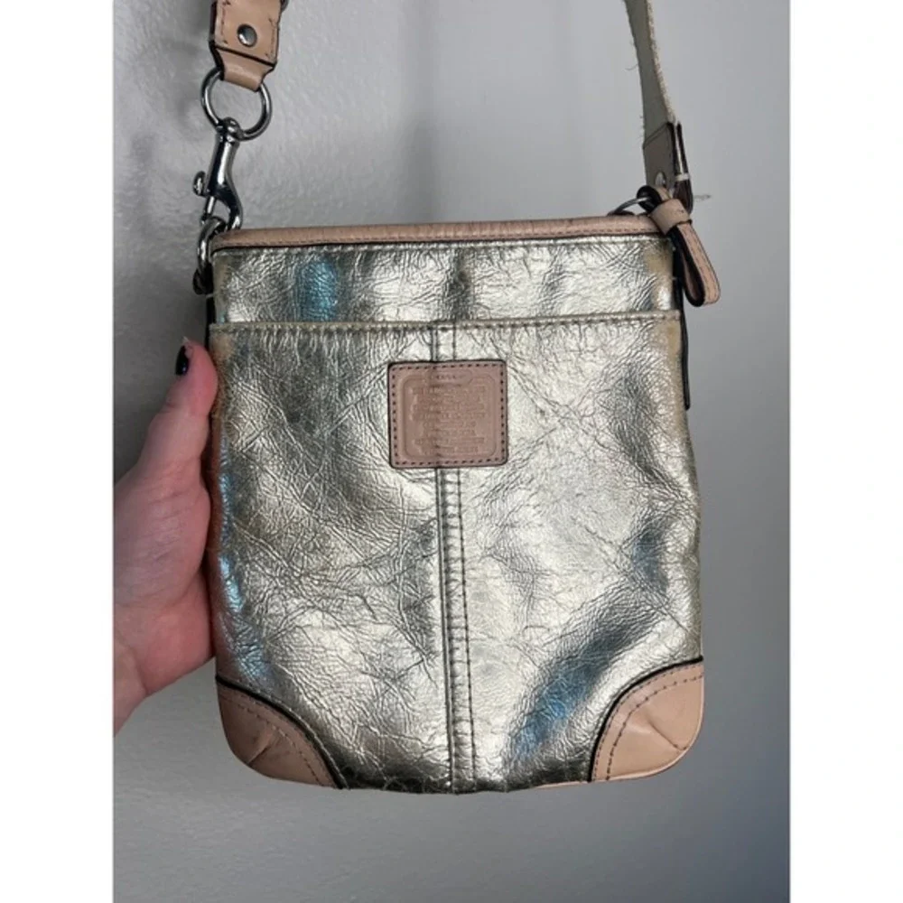 Coach Metallic Gold Leather Crossbody‎ Bag Tan Trim Slim Messenger